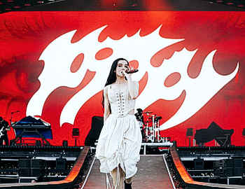 Constantly Nowhere Tour 2026